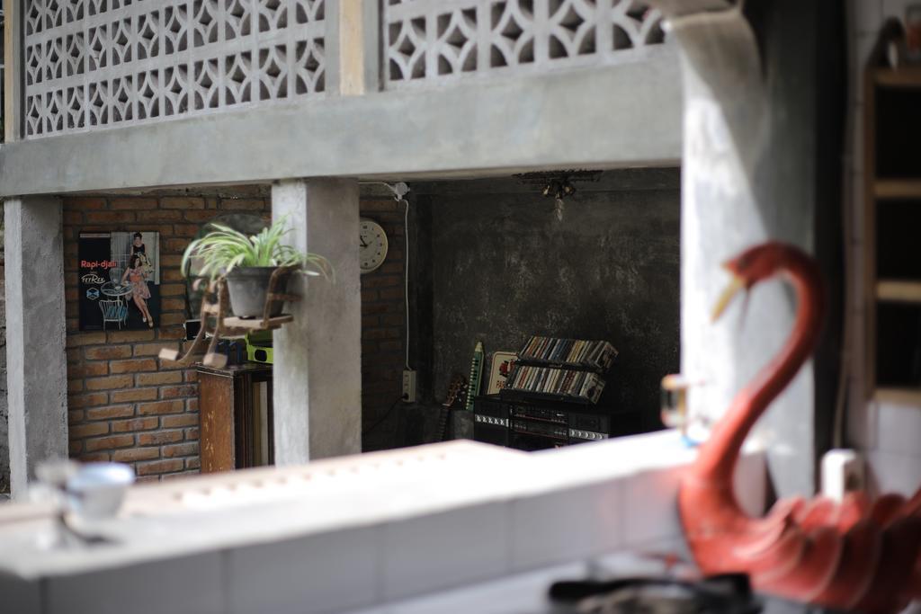 Rumah Senjakala Бантул Екстериор снимка