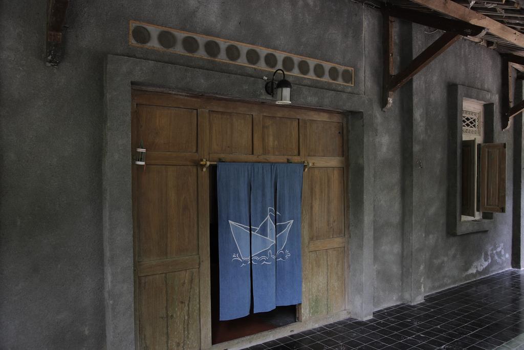 Rumah Senjakala Бантул Екстериор снимка